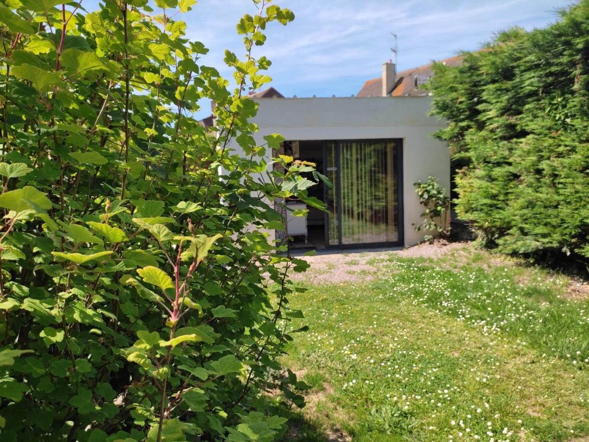 Chez Chon Et Jean-Marie Apartment Hermanville-sur-Mer Exterior foto